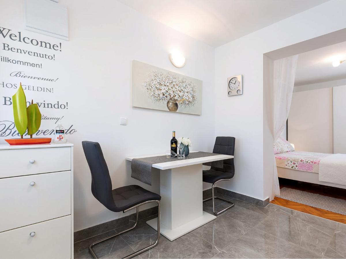 פורץ Apartment Manuel מראה חיצוני תמונה