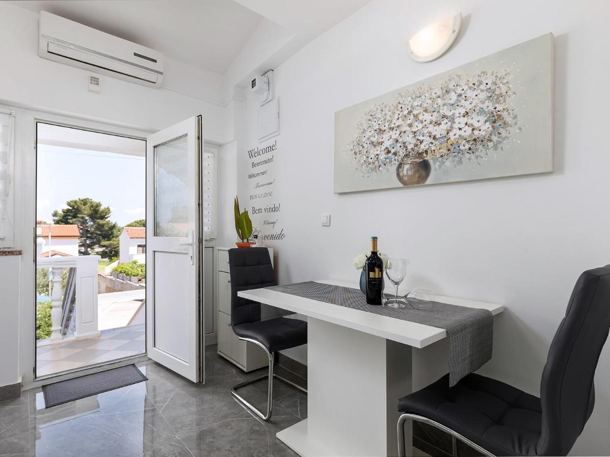 פורץ Apartment Manuel מראה חיצוני תמונה